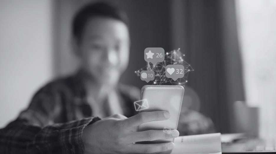 How Social Media Shapes Modern Identity in South Africa