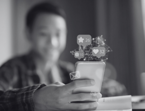 How Social Media Shapes Modern Identity